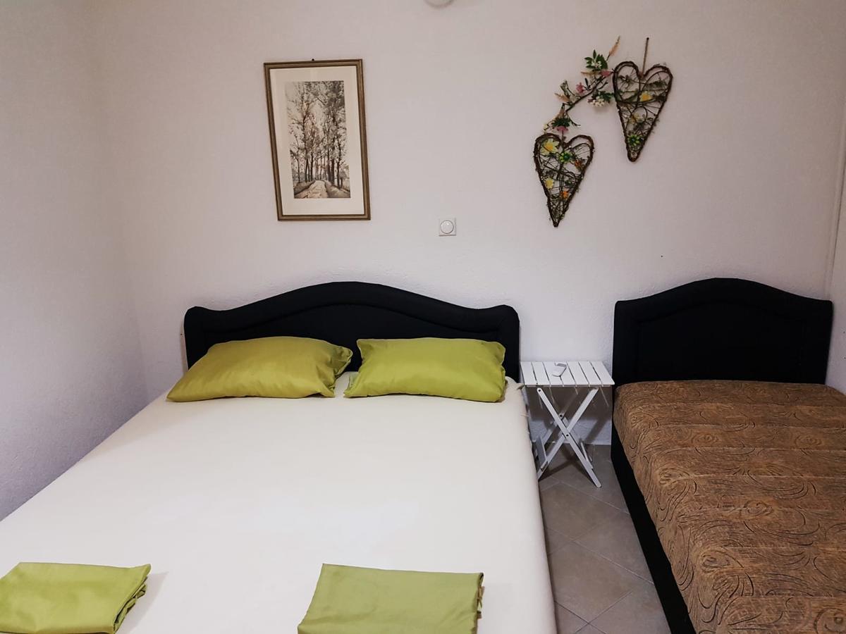 Tufio Apartmani Ulcinj Esterno foto